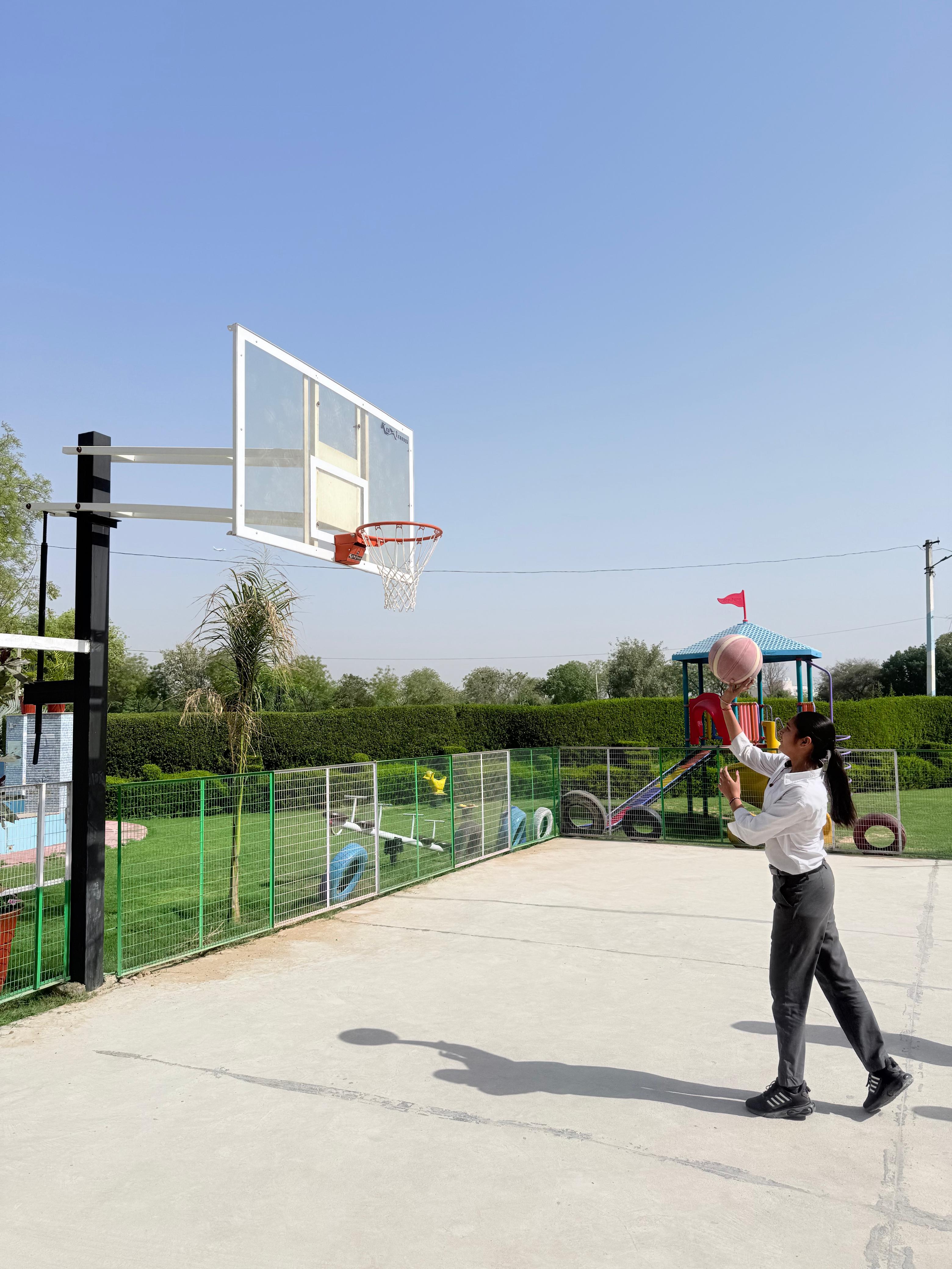 Students participating in sports at Aakriti Vidya Bhawan