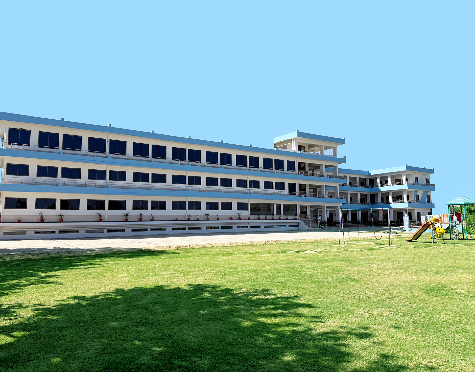 Aakriti Vidya Bhawan campus